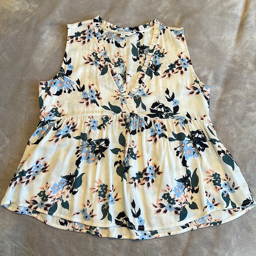 Lucky Brand Floral Baby Doll Blouse - Picture 9 of 12